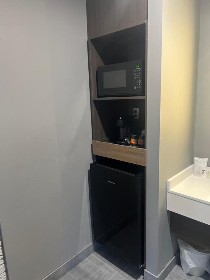 Complexe Dix80 Motel Mont-Laurier Ngoại thất bức ảnh