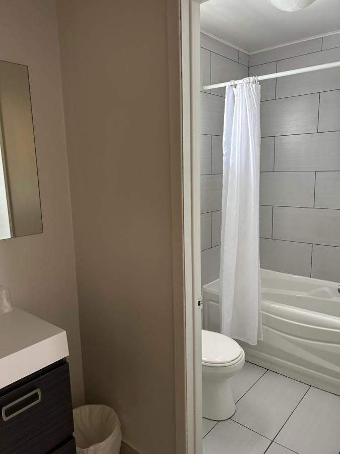 Complexe Dix80 Motel Mont-Laurier Ngoại thất bức ảnh